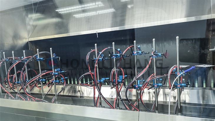 Metalizační UV lakovací linka